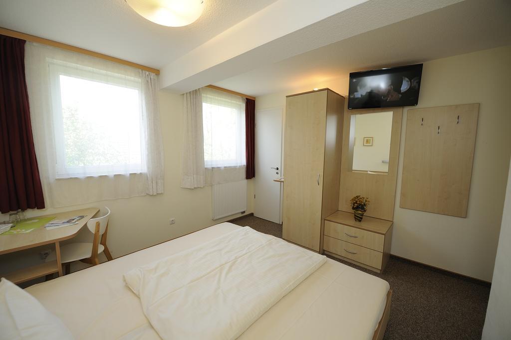 Gaestehaus Suedheide Hambuhren Екстер'єр фото